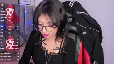 Camila online show from January 10, 2025, 8:40 am