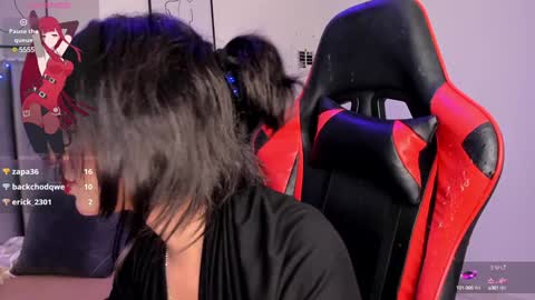 Camila online show from January 30, 2025, 9:04 am