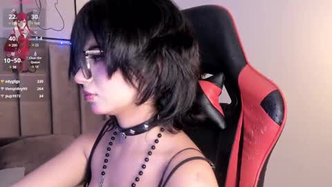 Camila online show from February 28, 2025, 5:48 am