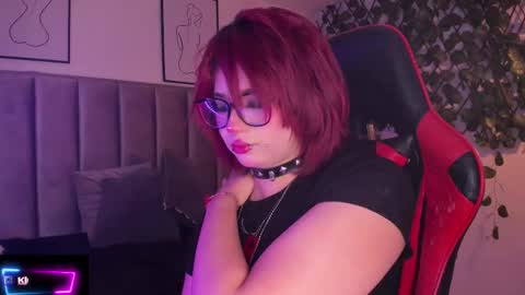 Camila online show from September 17, 2025, 2:35 am