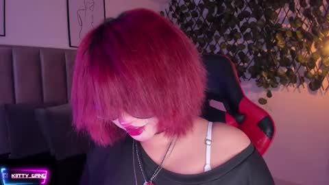 Camila online show from September 18, 2025, 2:13 am