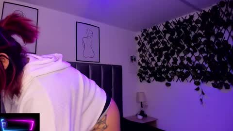 Camila online show from January 14, 2026, 2:17 am