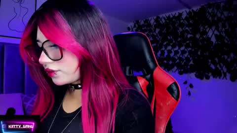 Camila online show from February 11, 2026, 2:05 am