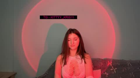 kitty_kristy1 online show from November 26, 2025, 10:33 pm