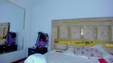 Kitty Rave online show from January 15, 2026, 4:17 am