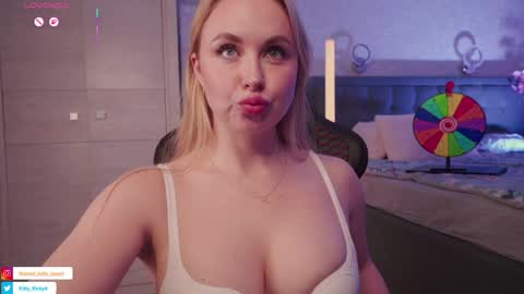 Snapshot of kitty_ricky chatting on March 24, 2026, 2:44 pm Kelsi and Ricky online show from March 24, 2026, 2:44 pm