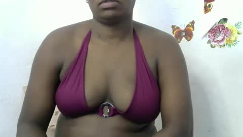 Snapshot of kitty_super chatting on January 3, 2025, 3:12 pm kitty_super online show from January 3, 2025, 3:12 pm