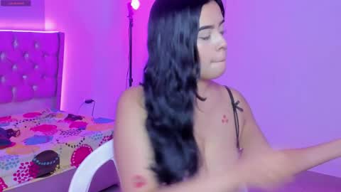 Snapshot of kitty_violet11 chatting on February 15, 2026, 9:22 pm kitty_violet11 online show from February 15, 2026, 9:22 pm