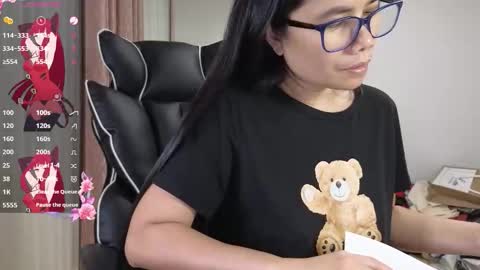 kittybabe0528 online show from October 21, 2025, 5:19 am