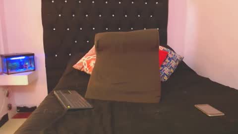 paola online show from December 1, 2024, 4:29 pm