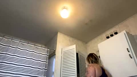 Drip maker online show from April 8, 2026, 2:06 pm