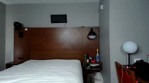 Snapshot of kittykat_1999 chatting on February 9, 2025, 5:33 pm kittykat 1999 online show from February 9, 2025, 5:33 pm