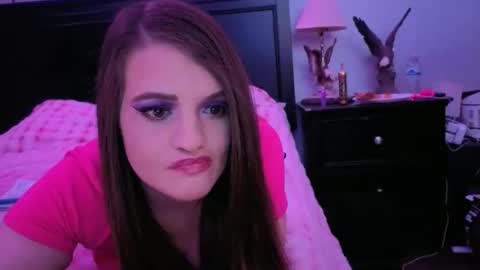 Snapshot of kittykat_1999 chatting on February 21, 2026, 8:10 pm kittykat 1999 online show from February 21, 2026, 8:10 pm