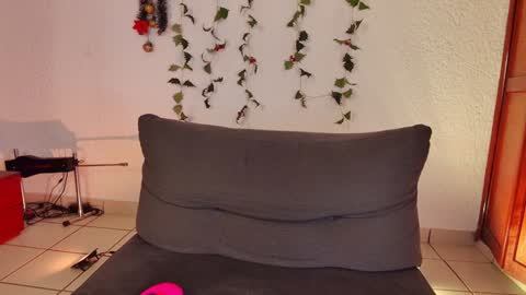 Snapshot of kittylu__ chatting on January 18, 2025, 1:30 am L          FOLLOW ME ON IG kittylu    online show from January 18, 2025, 1:30 am