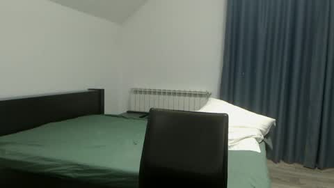 kittyonfiree online show from March 29, 2026, 4:45 am