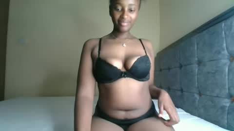 Snapshot of kittypettite chatting on September 9, 2025, 3:44 pm Kittypettite online show from September 9, 2025, 3:44 pm