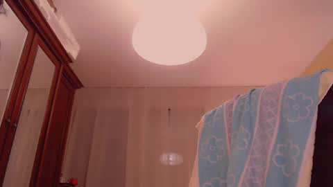 Snapshot of kittyxox1 chatting on April 11, 2026, 7:18 pm kittyxox1 online show from April 11, 2026, 7:18 pm