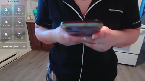 Kittyymaze online show from January 21, 2025, 12:50 pm