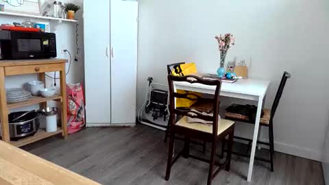 Kittyymaze online show from February 2, 2026, 5:00 pm