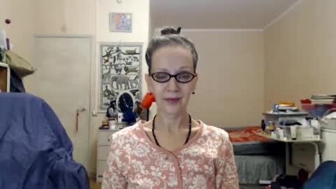 Snapshot of kiuminberry chatting on January 11, 2025, 11:34 am KiuminBerry online show from January 11, 2025, 11:34 am