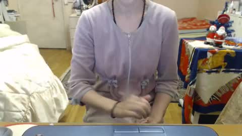 KiuminBerry online show from January 14, 2026, 8:31 am