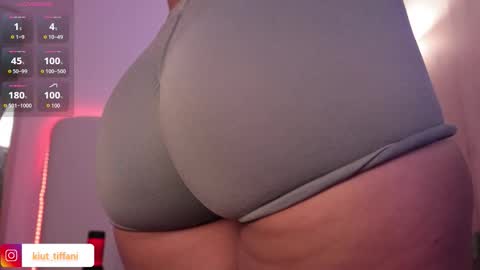  Tiffanii  online show from February 26, 2026, 2:54 am