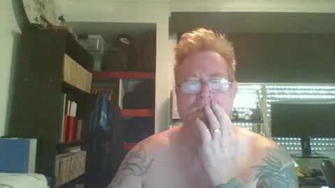 kiwi_boss61 online show from February 23, 2026, 1:25 am