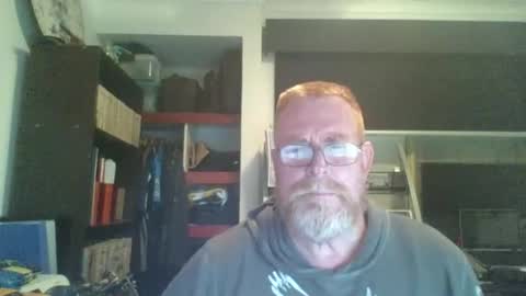 kiwi_boss61 online show from April 1, 2026, 6:58 am