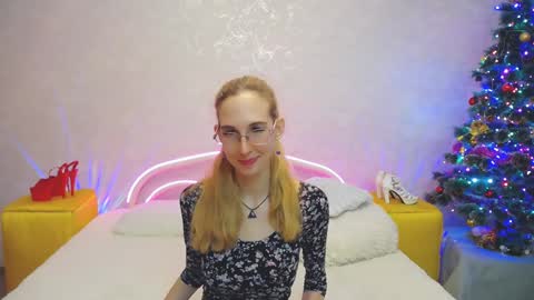 Klary online show from December 19, 2024, 2:46 pm