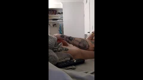 Snapshot of klause_ chatting on January 7, 2026, 8:00 pm klause_ online show from January 7, 2026, 8:00 pm