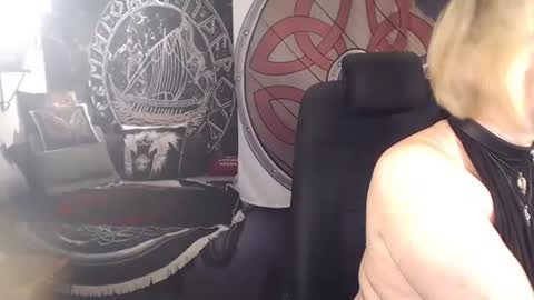 Michelle online show from March 2, 2025, 5:01 am