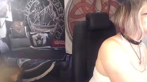 Michelle online show from November 21, 2025, 7:40 am