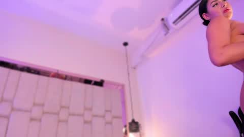   online show from April 7, 2026, 4:02 am