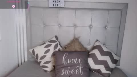 Snapshot of kloe__watson chatting on April 23, 2026, 10:45 pm kloe__watson online show from April 23, 2026, 10:45 pm