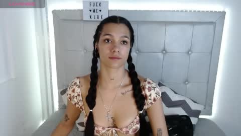 Snapshot of kloe__watson chatting on April 26, 2026, 7:33 pm kloe__watson online show from April 26, 2026, 7:33 pm