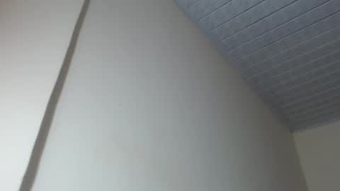 Kloe online show from March 3, 2025, 10:10 pm