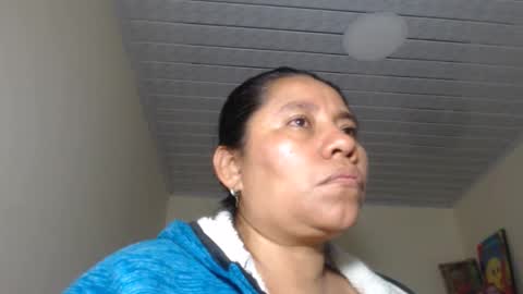 Kloe online show from October 11, 2025, 8:13 am