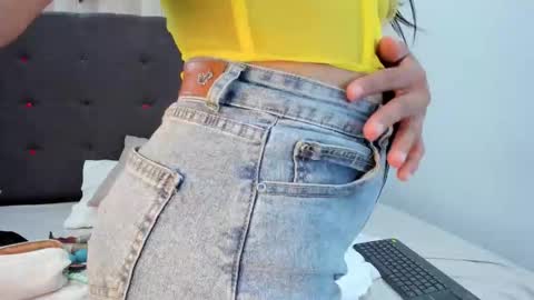 Kloeh online show from October 31, 2025, 8:21 pm