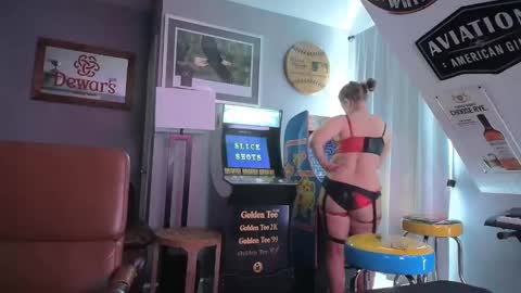 Snapshot of kmack1111 chatting on March 21, 2026, 6:44 pm Kevv Heidi All Hallows Eve Show online show from March 21, 2026, 6:44 pm