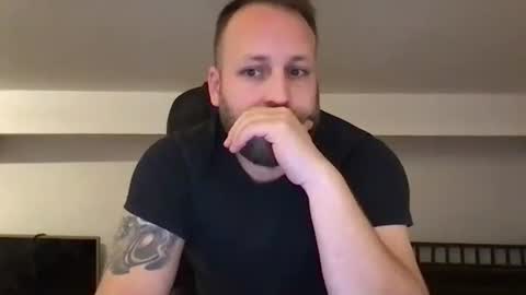 hugo online show from January 3, 2025, 5:53 pm