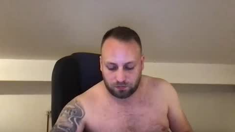 hugo online show from October 26, 2025, 1:33 am