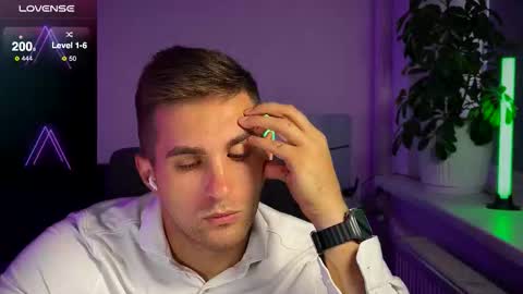 Sweet boy online show from September 18, 2025, 11:23 am