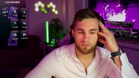 Sweet boy online show from November 1, 2025, 12:51 pm