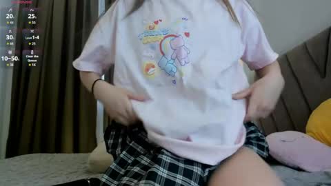 Snapshot of kok0mi_ chatting on April 2, 2026, 4:43 am Koko online show from April 2, 2026, 4:43 am