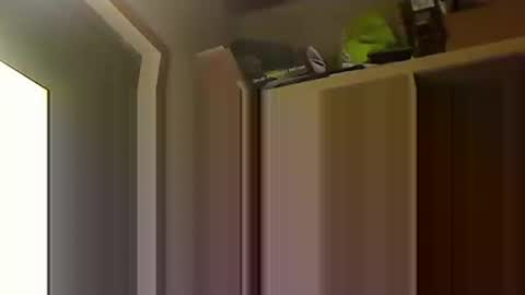 kokin3034 online show from October 6, 2025, 4:32 am