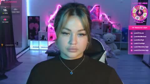 Mia online show from October 29, 2025, 12:57 am