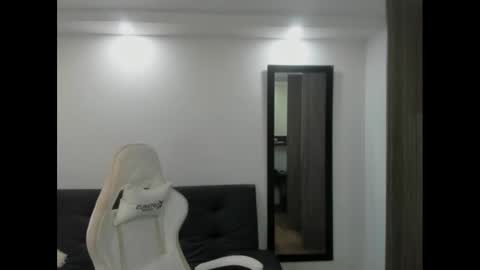 Julieta online show from February 19, 2025, 5:05 am