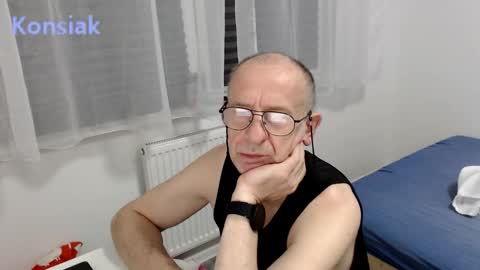 Snapshot of konsiak chatting on January 10, 2026, 4:53 pm Komsiak online show from January 10, 2026, 4:53 pm