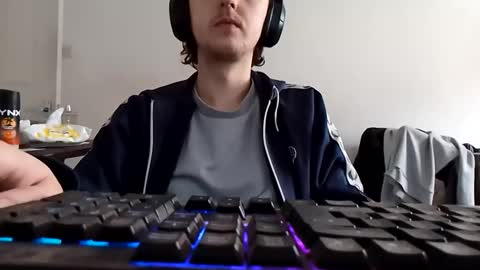 Snapshot of kookieskush chatting on March 1, 2026, 11:34 am Kookies online show from March 1, 2026, 11:34 am