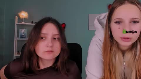 Snapshot of kora_cosmo chatting on February 17, 2026, 8:37 pm shy Kora online show from February 17, 2026, 8:37 pm